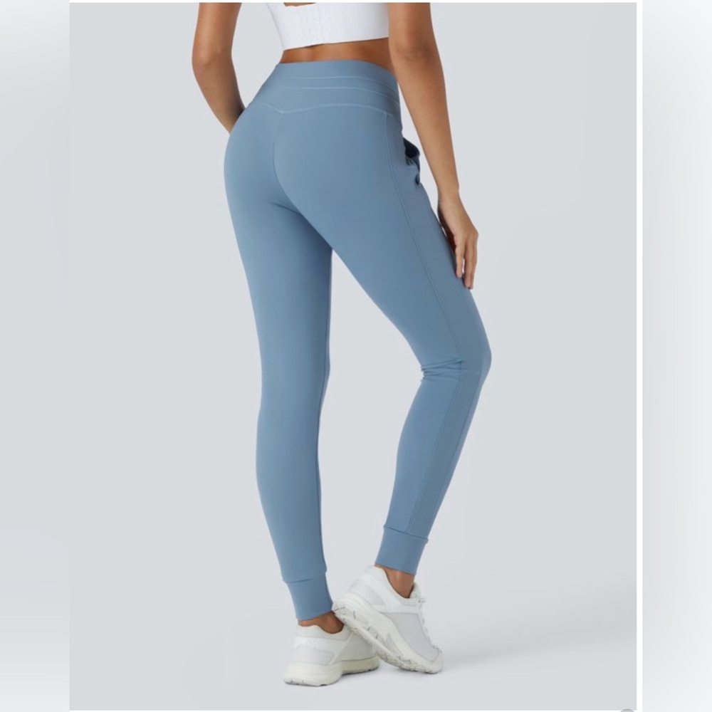 Halara SoftlyZero High Waisted Joggers Full Length in Gray Blue NWT Activewear - Picture 2 of 7